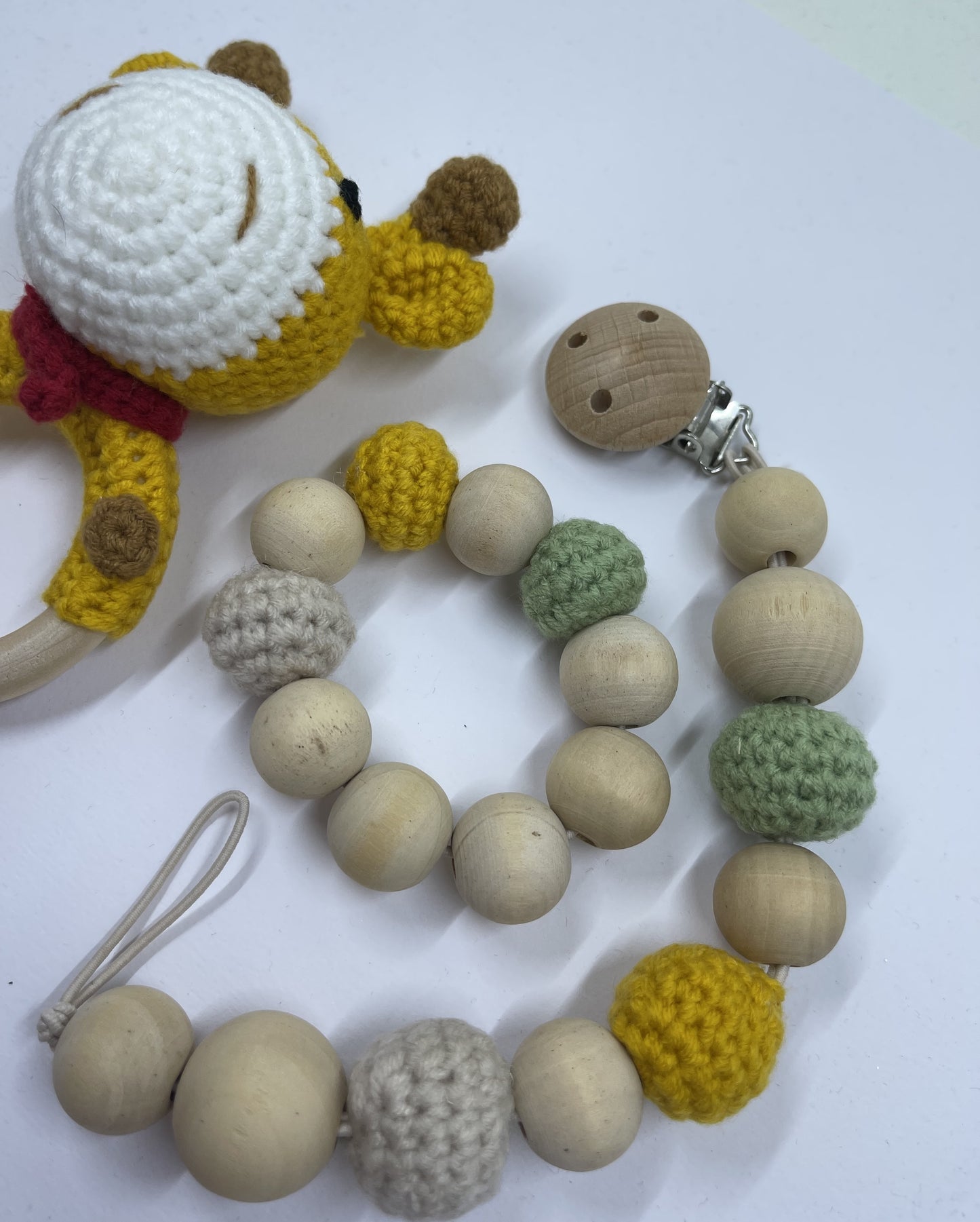 Baby teething rings and dummy chain set