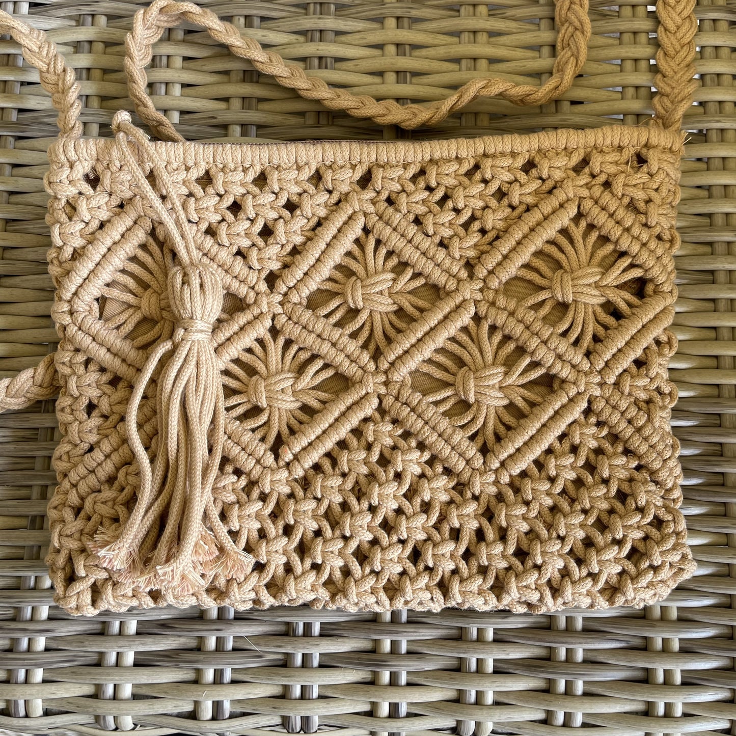 Handmade Cafe macrame shoulder bag